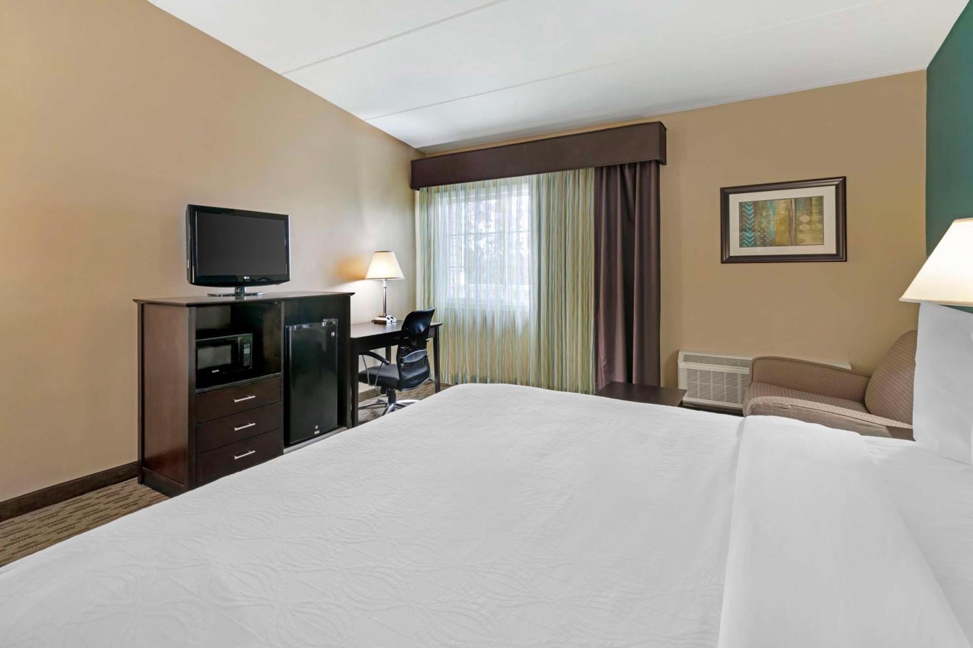 Western Hotel 3*