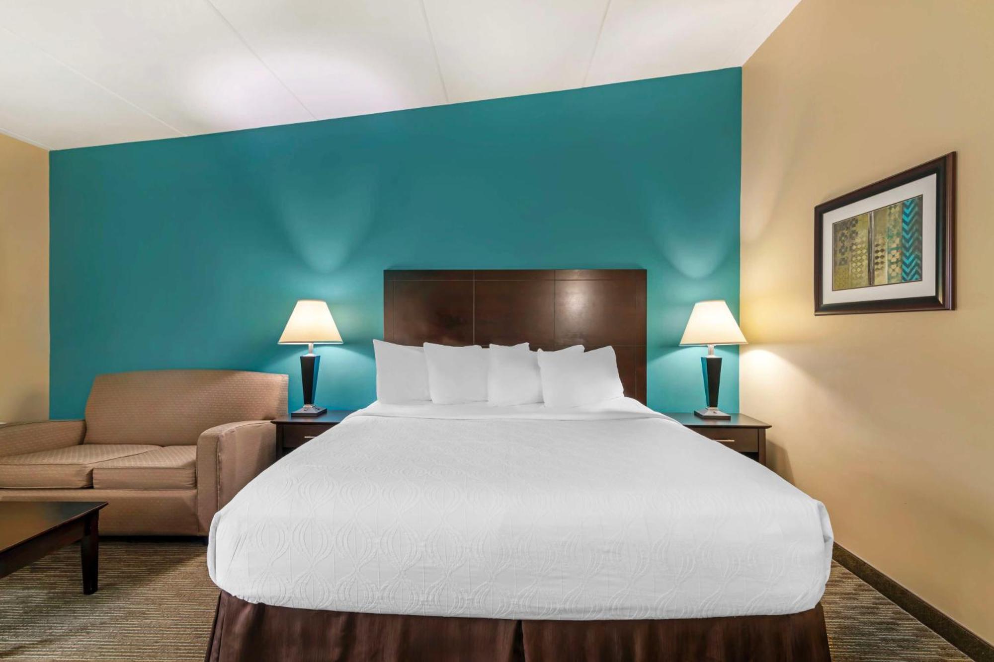 Western Hotel 3*